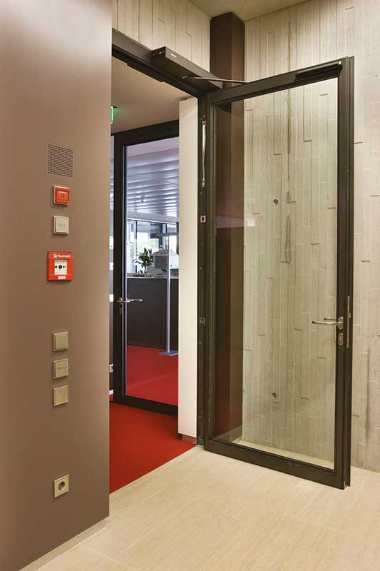 slimdrive-automatisme-de-porte-geze